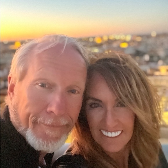 Meet your Posher, Lorey - Picture 2 of 16